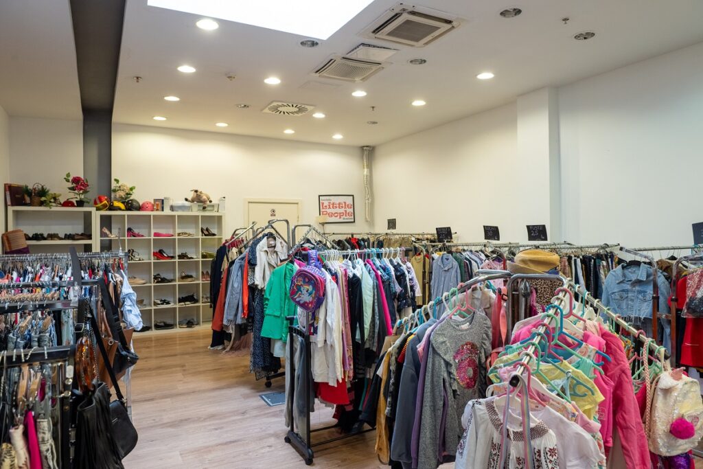 THE CHARITY SHOP